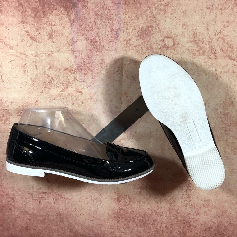 American Eagle 🦅 Wmns Pat. Leather Loafers s223